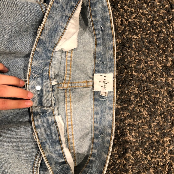 princess polly high waisted mom jeans - Picture 4 of 4